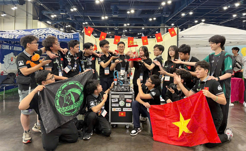 Headway JSC Tự Hào Đồng Hành Cùng Greenams Robotics 24751 – Kiến Tạo Kỳ Tích Tại Đấu Trường Robotics Thế Giới