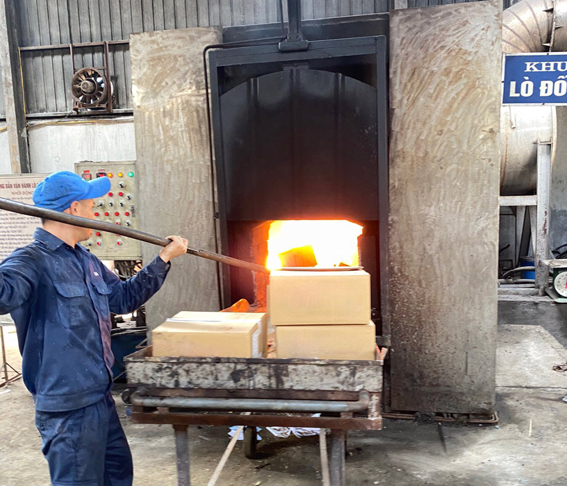 Headway JSC Hỗ Trợ Khách Hàng Xử Lý Tiêu Hủy Hàng Chân Gà Đông Lạnh