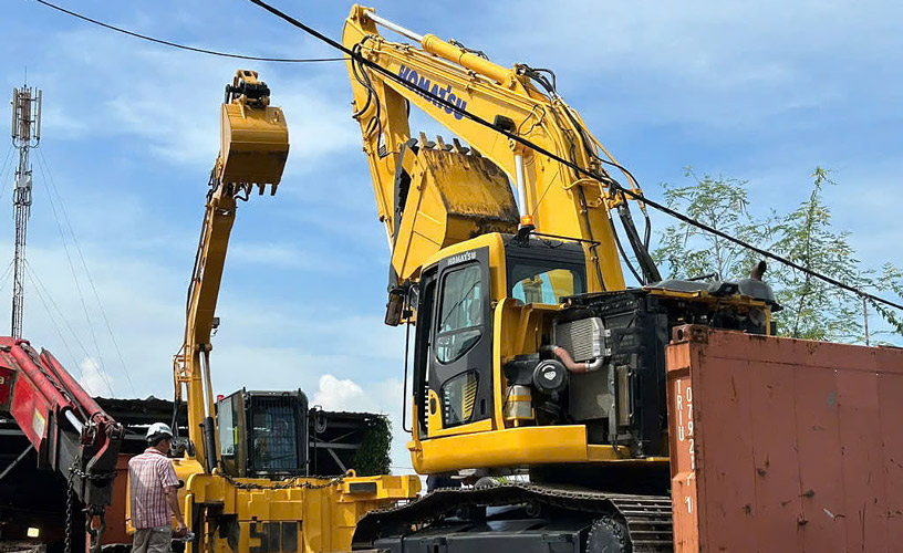 Headway JSC Vận Chuyển Hàng Quá Khổ Máy Công Trình Từ Việt Nam Xuất Đi Savannah, Mỹ