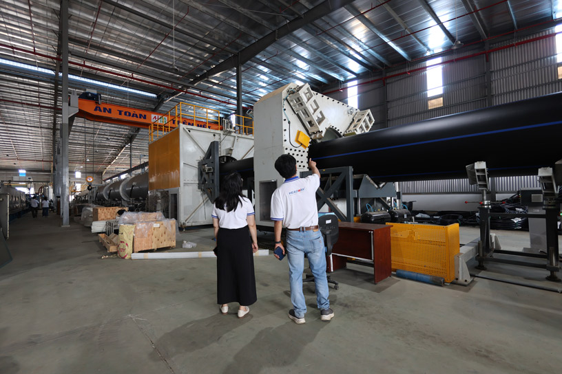 Headway Khảo Sát Các Sản Phẩm Ống Nhựa Và Tiến Độ Nhà Máy Sau Khi Di Dời Về Đất Đỏ